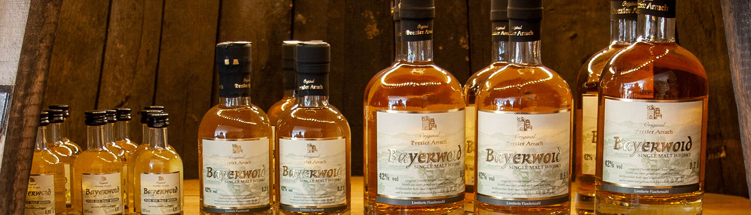 Drexler’s Bayerwoid Whisky im Regal